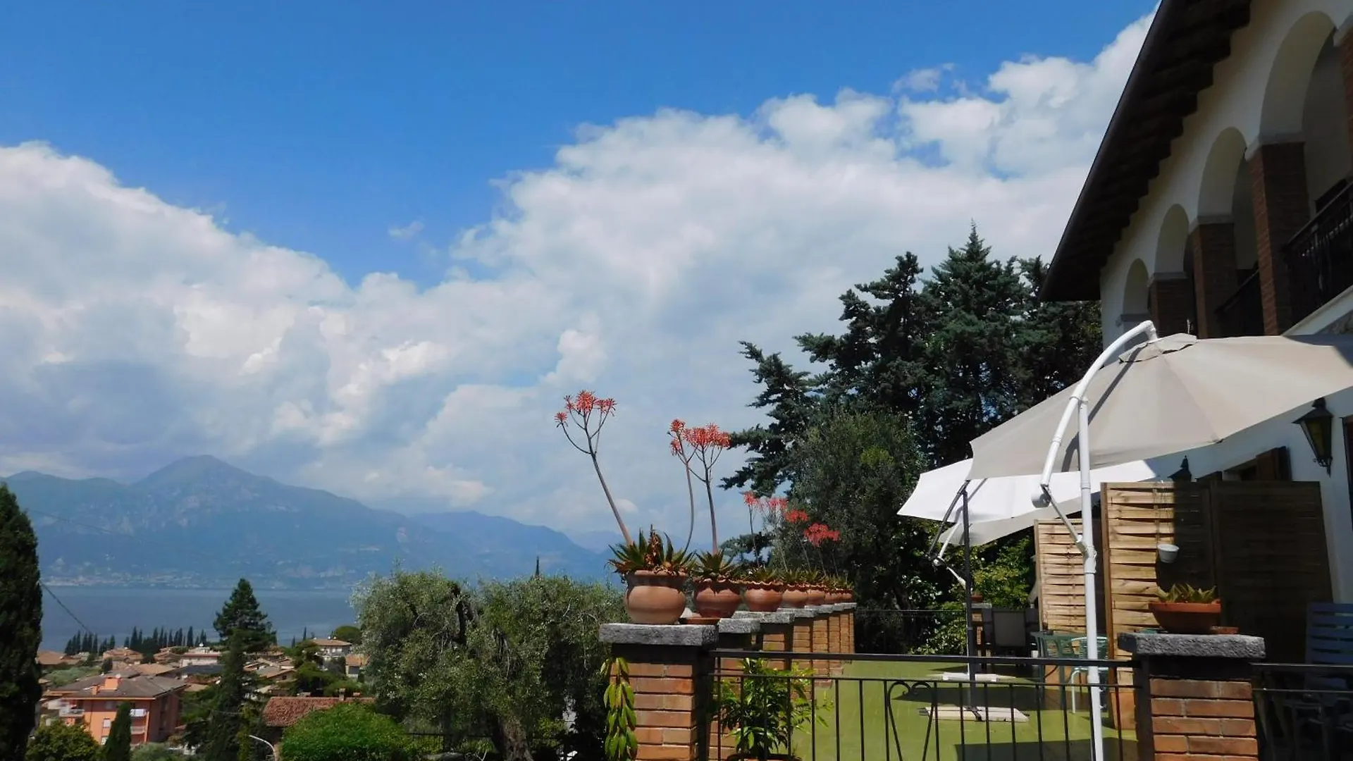 Villa Maria Lake View, A Due Passi Dal Centro Con Parcheggio Torri Del Benaco