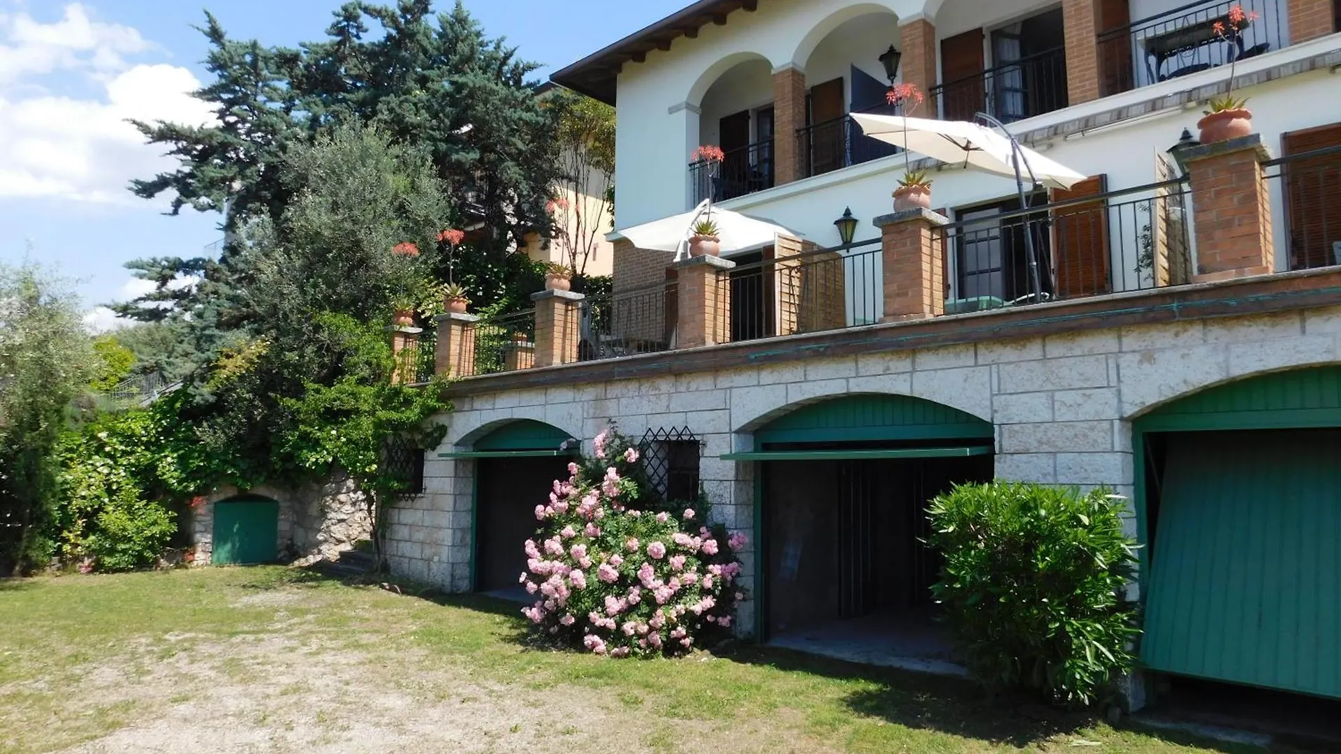Villa Maria Lake View, A Due Passi Dal Centro Con Parcheggio Apartment